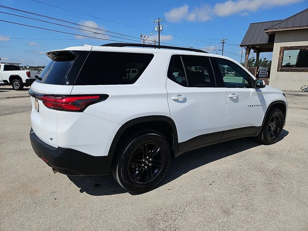 2023 Chevrolet Traverse 1LT - Photo 8