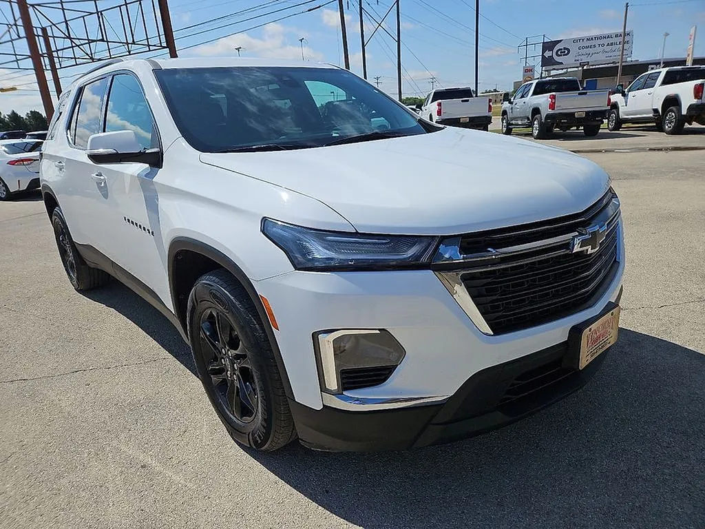 2023 Chevrolet Traverse 1LT - Photo 11