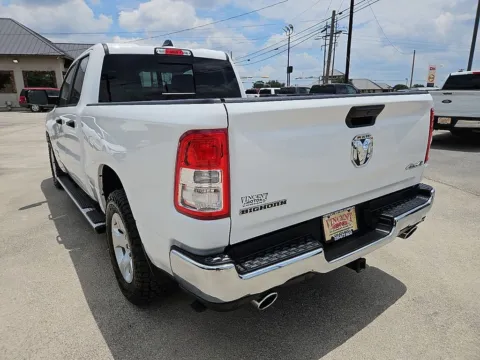 More photos of 2023 Ram 1500 Big Horn/Lone Star at Vincent Motor Company, TX