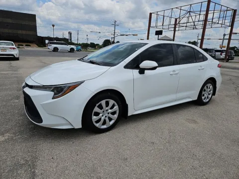 Photos of 2022 Toyota Corolla LE for sale in Abilene, TX at Vincent Motor Company
