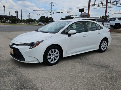 Photos of 2021 Toyota Corolla LE for sale in Abilene, TX at Vincent Motor Company