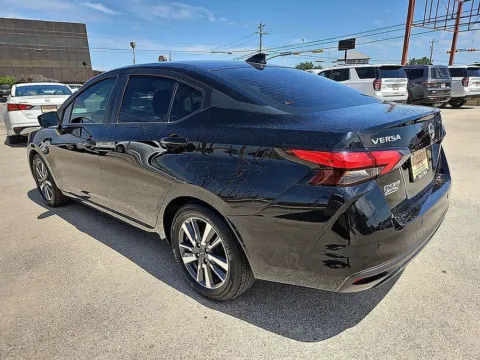More photos of 2023 Nissan Versa 1.6 SV at Vincent Motor Company, TX