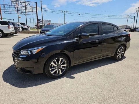 Photos of 2023 Nissan Versa 1.6 SV for sale in Abilene, TX at Vincent Motor Company