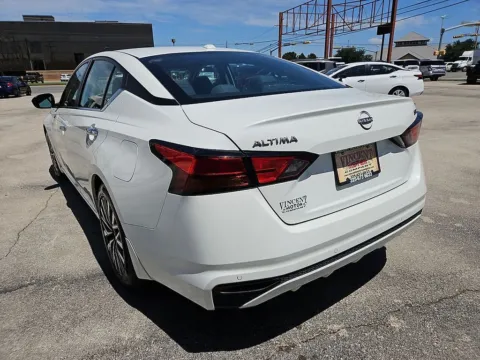 More photos of 2024 Nissan Altima 2.5 SV at Vincent Motor Company, TX