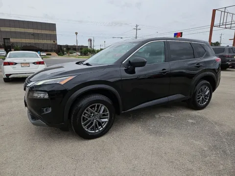 Photos of 2023 Nissan Rogue S for sale in Abilene, TX at Vincent Motor Company