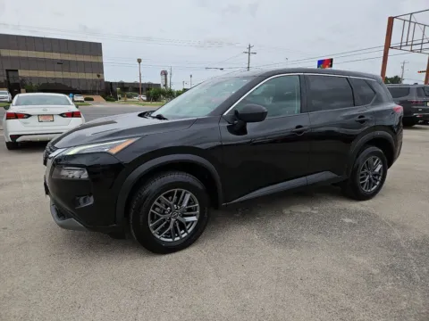 Photos of 2023 Nissan Rogue S for sale in Abilene, TX at Vincent Motor Company