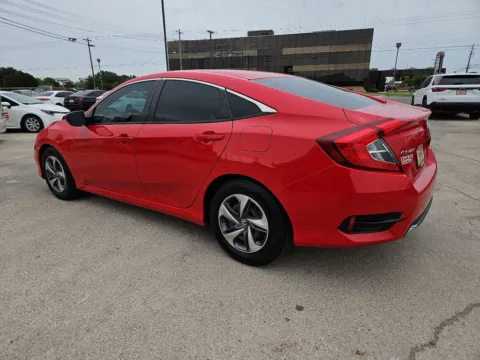 More photos of 2021 Honda Civic LX at Vincent Motor Company, TX