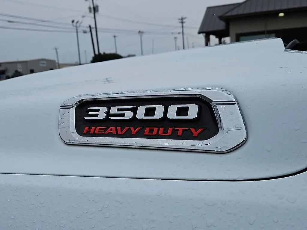 2022 RAM Ram 3500 Pickup Tradesman - Photo 14