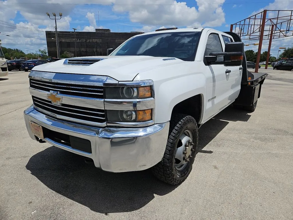 White 2017 Chevrolet Silverado 3500HD Work Truck for sale in Abilene, TX