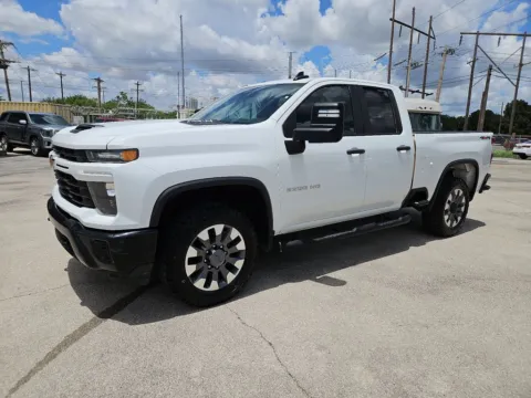 Photos of 2024 Chevrolet Silverado 2500HD Custom for sale in Abilene, TX at Vincent Motor Company