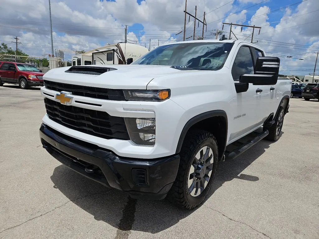 White 2024 Chevrolet Silverado 2500HD Custom for sale in Abilene, TX