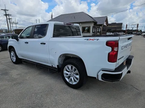 More photos of 2022 Chevrolet Silverado 1500 Custom at Vincent Motor Company, TX