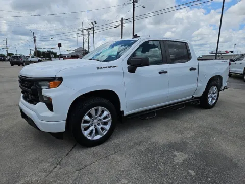 Photos of 2022 Chevrolet Silverado 1500 Custom for sale in Abilene, TX at Vincent Motor Company