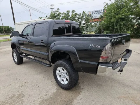 More photos of 2014 Toyota Tacoma PreRunner at Vincent Motor Company, TX