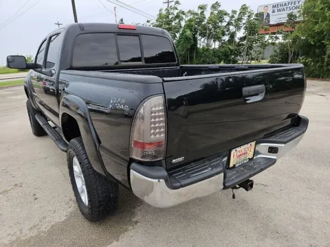 More photos of 2014 Toyota Tacoma PreRunner at Vincent Motor Company, TX
