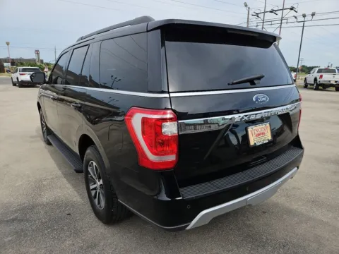 More photos of 2018 Ford Expedition XLT at Vincent Motor Company, TX