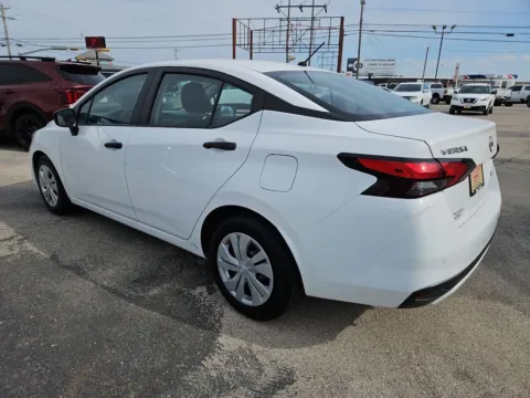 More photos of 2023 Nissan Versa 1.6 S at Vincent Motor Company, TX