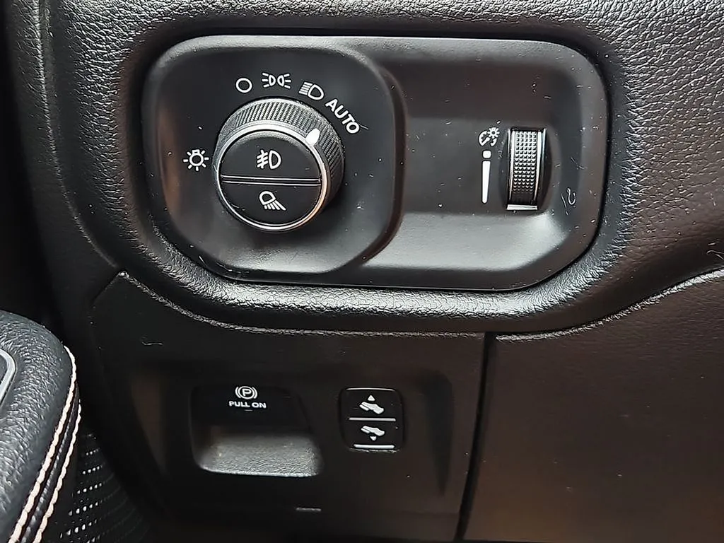 2020 RAM Ram 1500 Pickup Rebel - Photo 24
