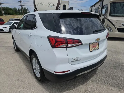 More photos of 2023 Chevrolet Equinox LT at Vincent Motor Company, TX