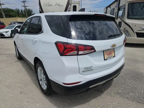 More photos of 2023 Chevrolet Equinox LT at Vincent Motor Company, TX