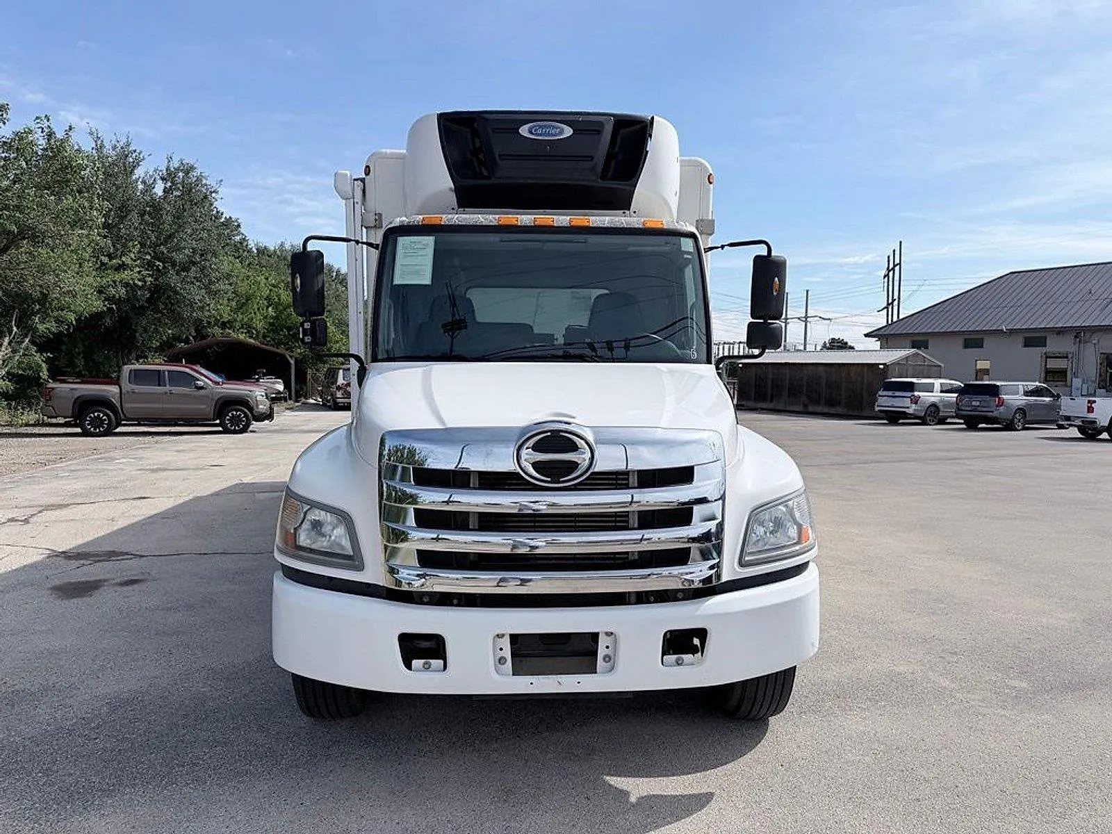 Hino 338 photo 9