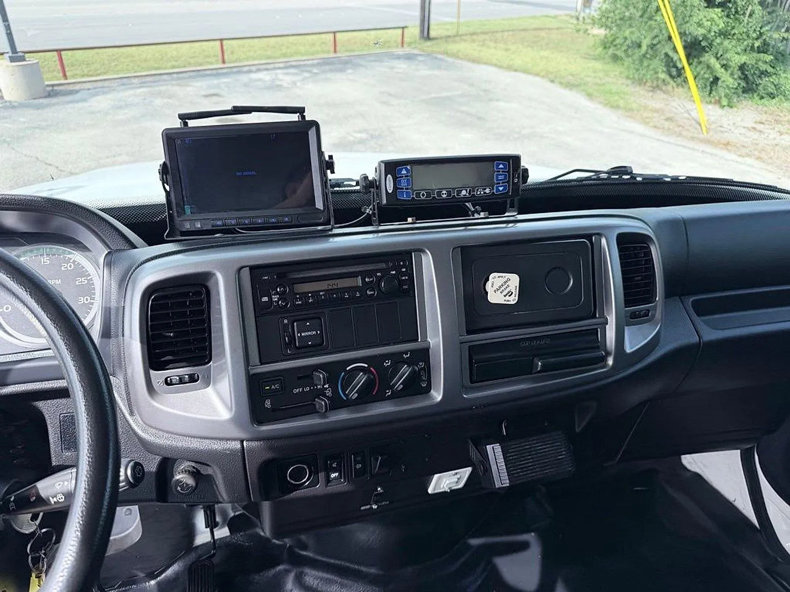 Hino 338 photo 18