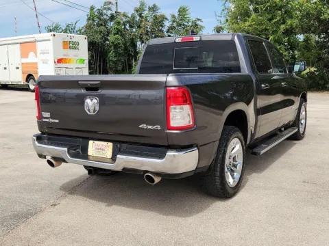 More photos of 2022 Ram 1500 Big Horn/Lone Star at Vincent Motor Company, TX