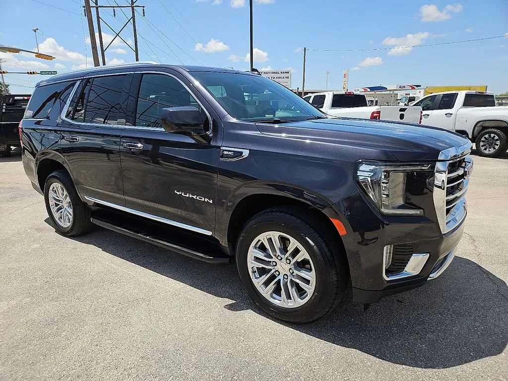 2024 GMC Yukon SLT - Photo 10