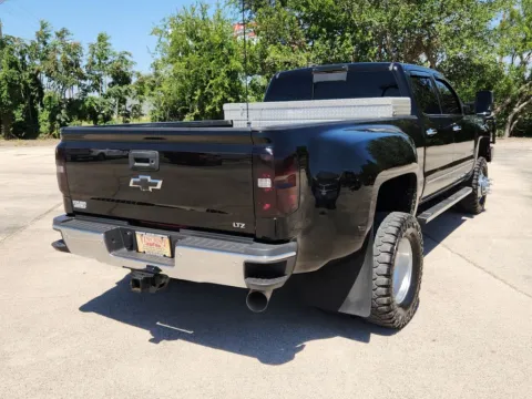 More photos of 2019 Chevrolet Silverado 3500HD LTZ at Vincent Motor Company, TX