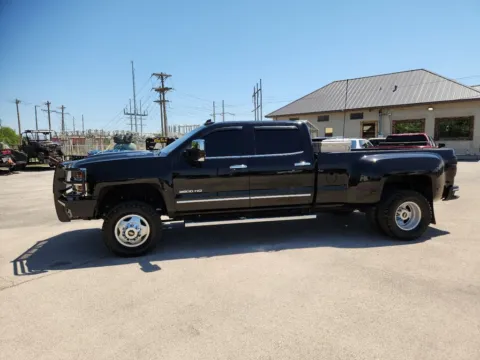 Photos of 2019 Chevrolet Silverado 3500HD LTZ for sale in Abilene, TX at Vincent Motor Company