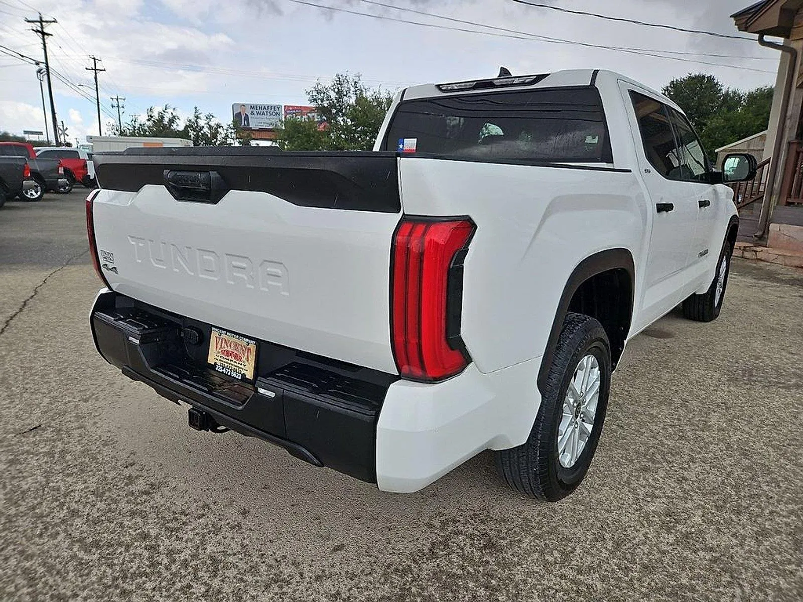 Toyota Tundra photo 7