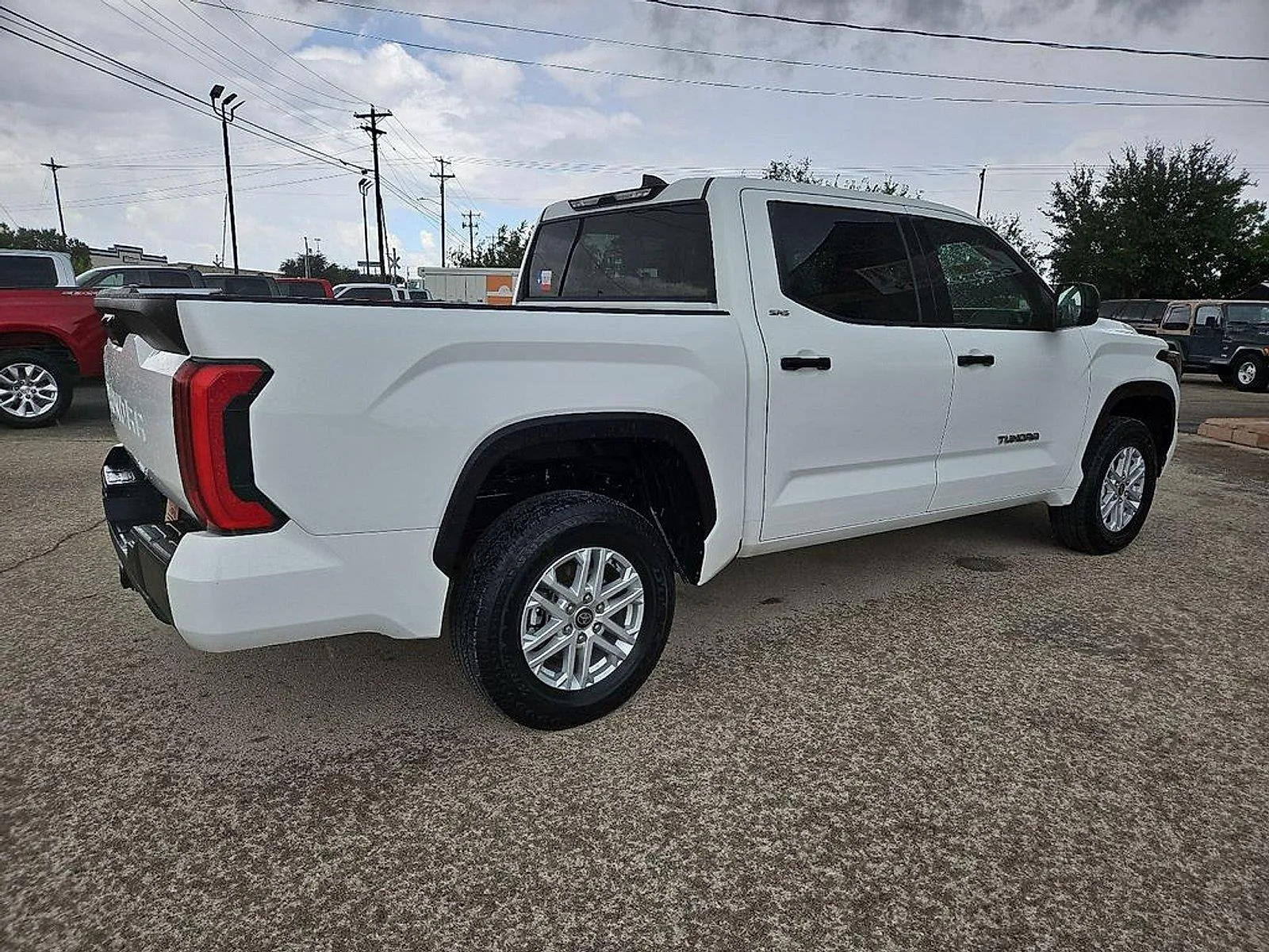 Toyota Tundra photo 8