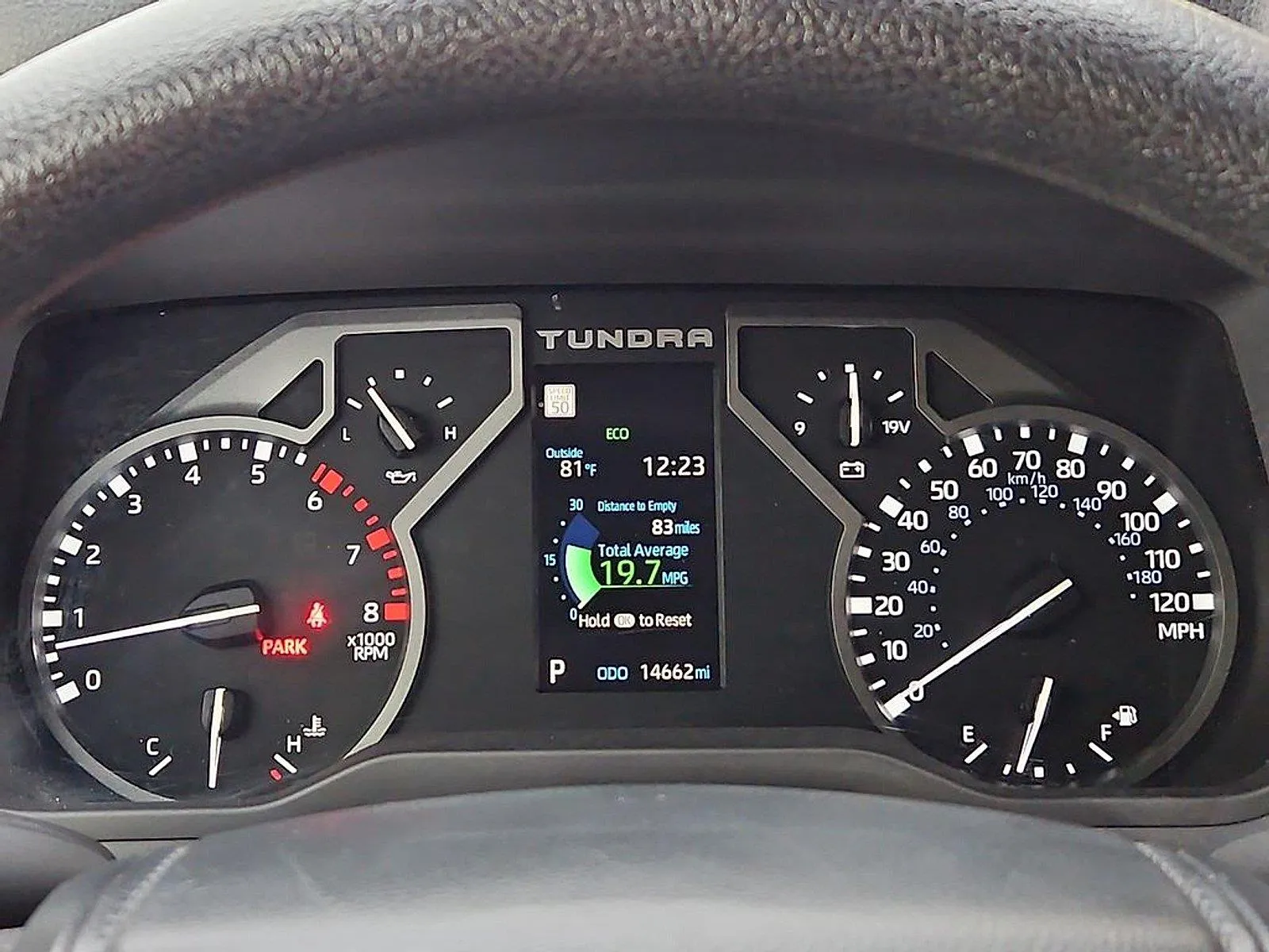 Toyota Tundra photo 23