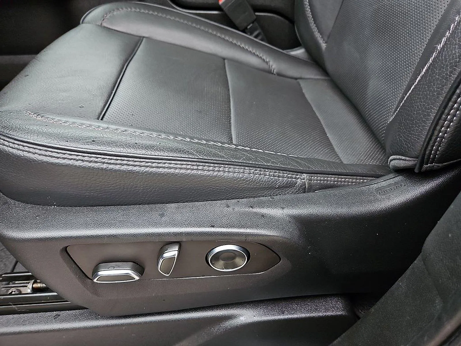 GMC Yukon photo 24