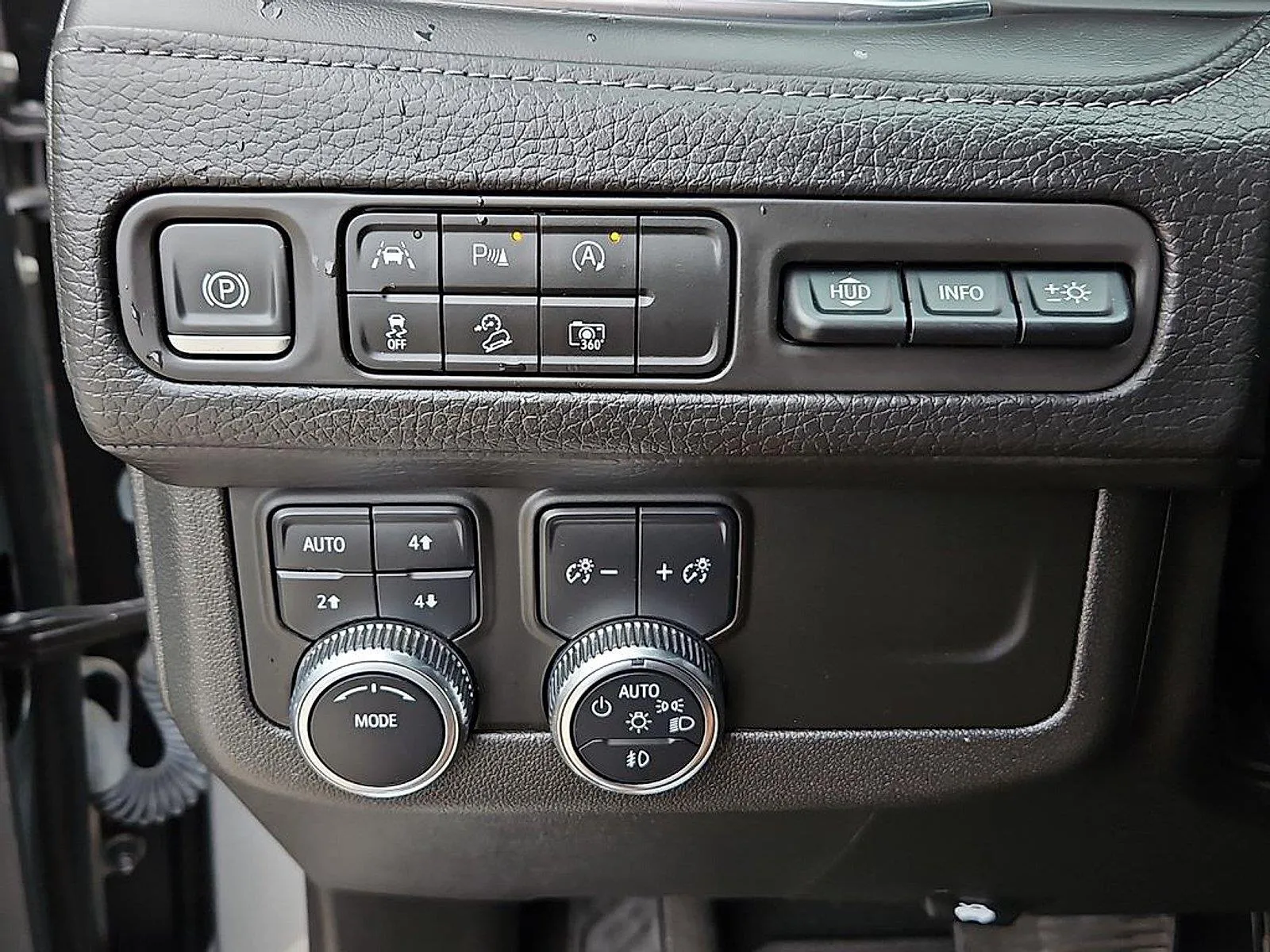 GMC Yukon photo 25