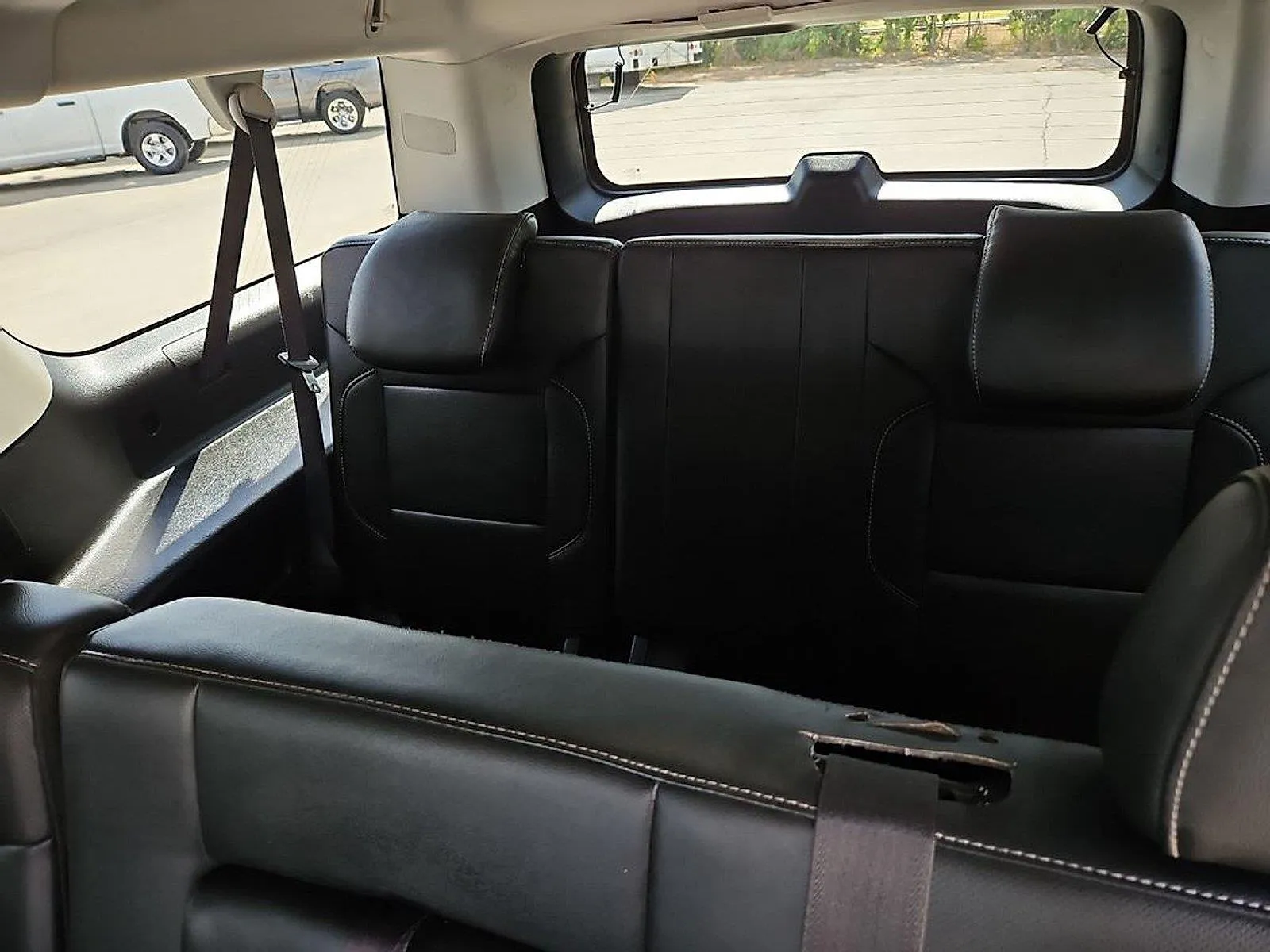 GMC Yukon XL photo 17
