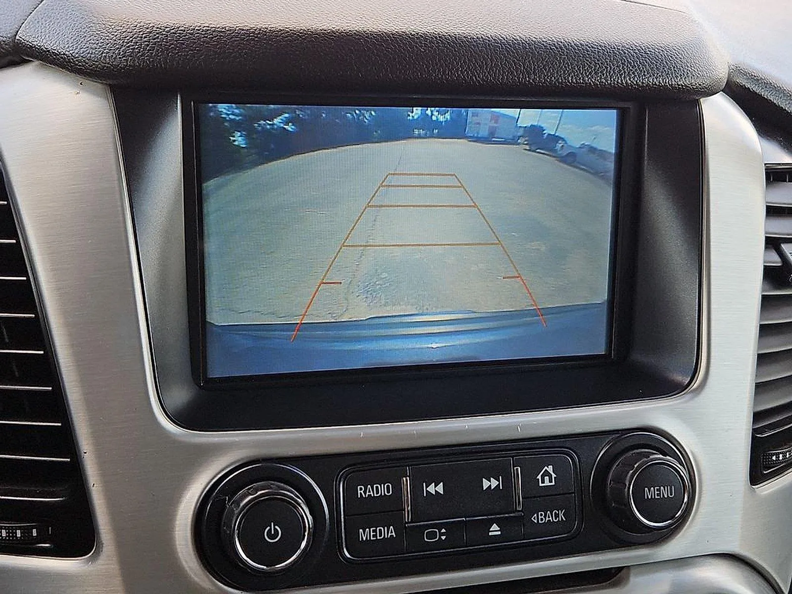 GMC Yukon XL photo 28