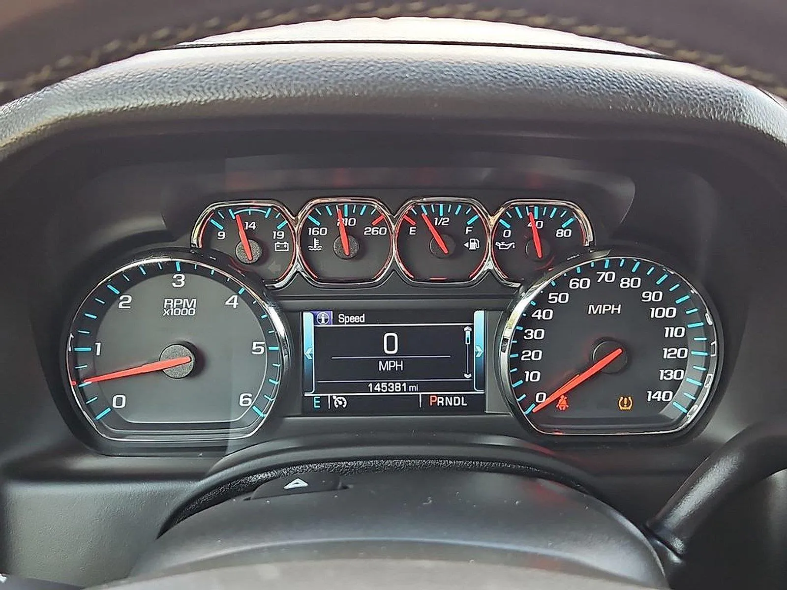 GMC Yukon XL photo 29