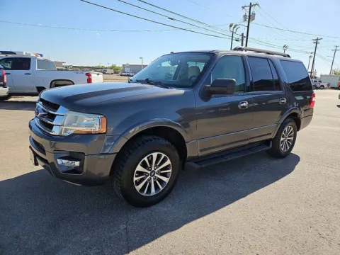 Photos of 2017 Ford Expedition XLT for sale in Abilene, TX at Vincent Motor Company