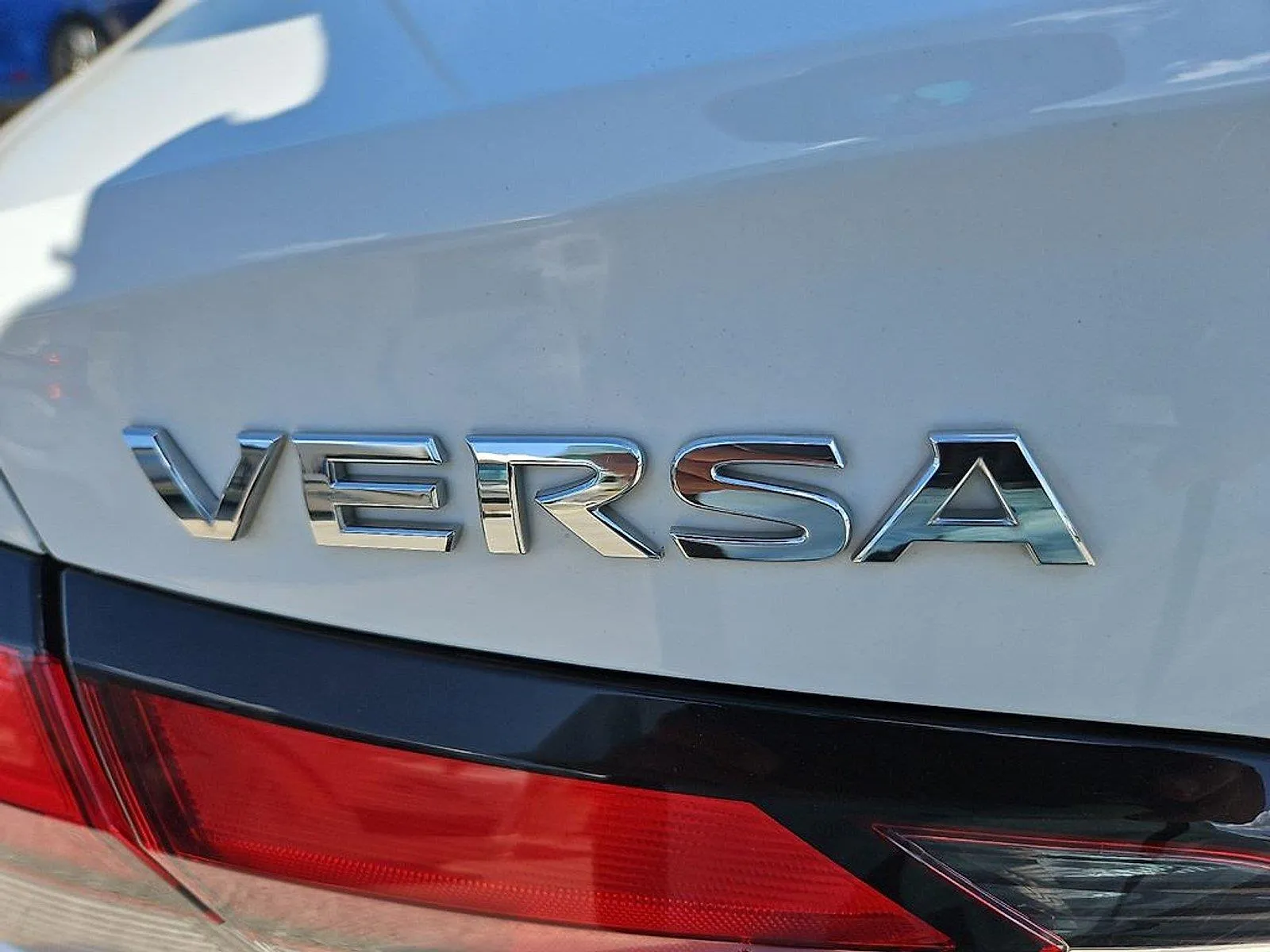 Nissan Versa photo 14