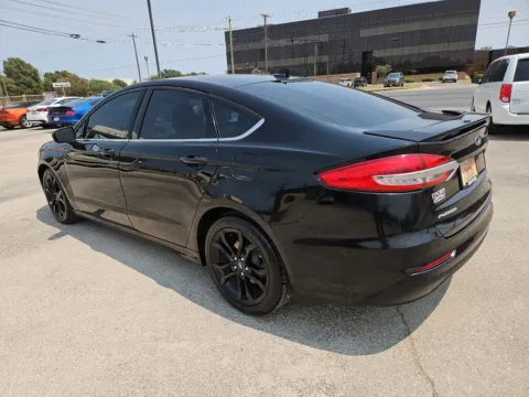 More photos of 2020 Ford Fusion SE at Vincent Motor Company, TX