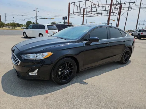 Photos of 2020 Ford Fusion SE for sale in Abilene, TX at Vincent Motor Company