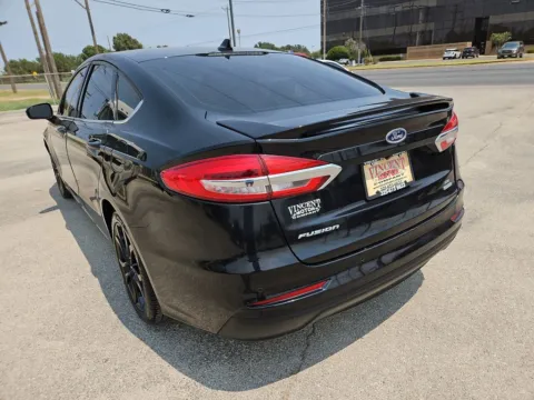 More photos of 2020 Ford Fusion SE at Vincent Motor Company, TX