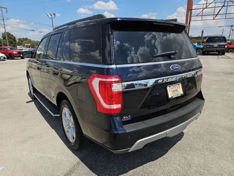 More photos of 2021 Ford Expedition XLT at Vincent Motor Company, TX