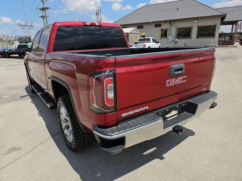 More photos of 2018 GMC Sierra 1500 SLT at Vincent Motor Company, TX