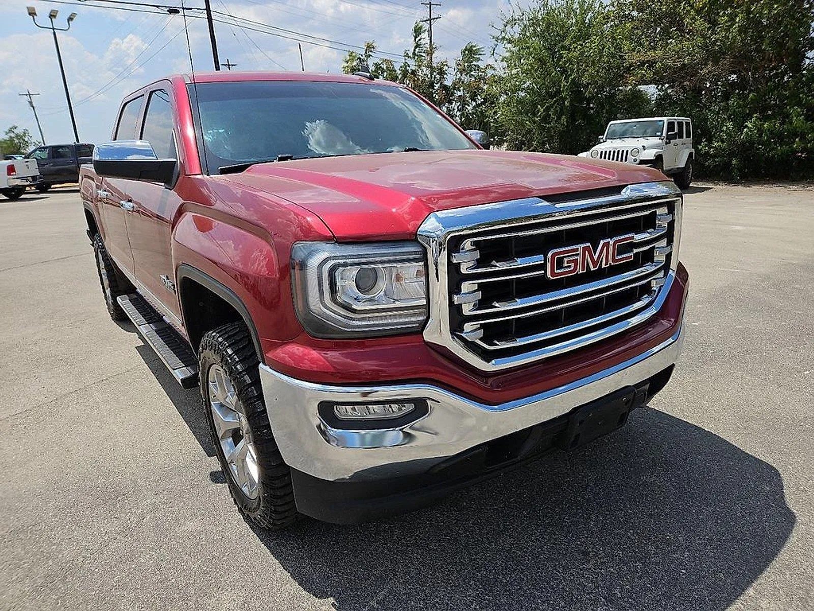 GMC Sierra photo 11