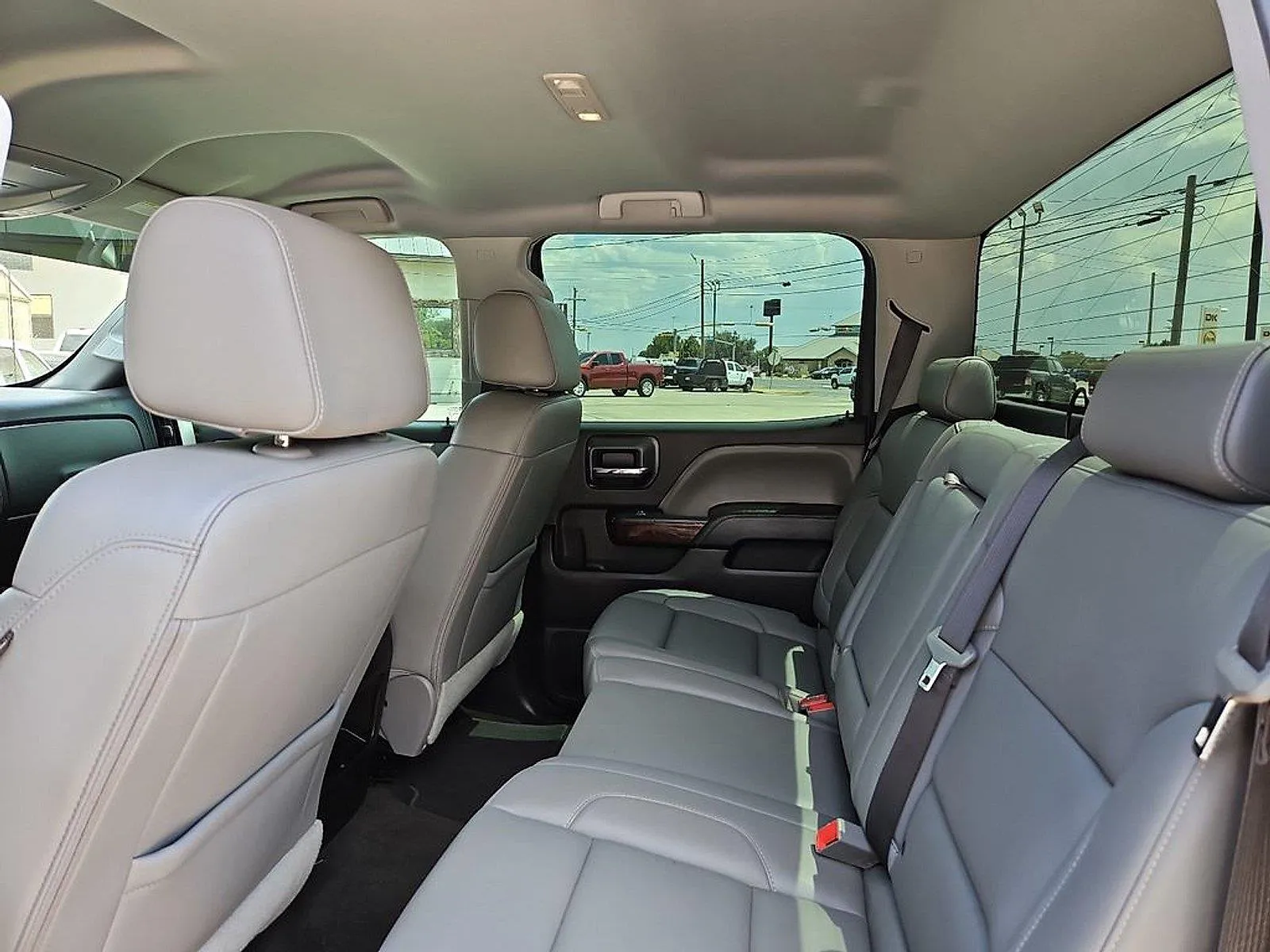 GMC Sierra photo 17