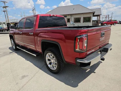 More photos of 2018 GMC Sierra 1500 SLT at Vincent Motor Company, TX