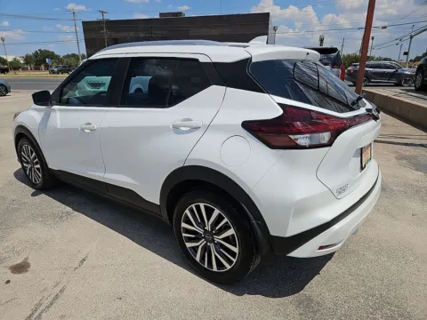 More photos of 2022 Nissan Kicks SV at Vincent Motor Company, TX
