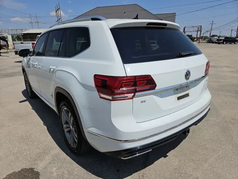 More photos of 2019 Volkswagen Atlas 3.6L V6 SE at Vincent Motor Company, TX